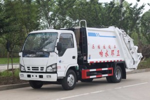 庆铃(600P)6方压缩式垃圾车