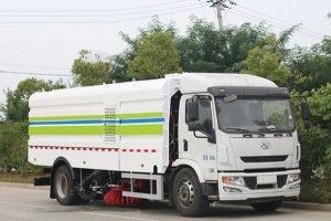上汽跃进纯电动洗扫车