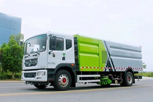 东风多利卡D9洗扫车