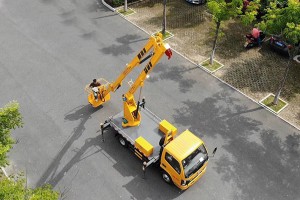 小多利卡13.5米高空作业车