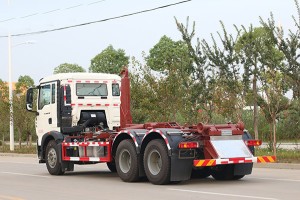 重汽HOWO钩臂垃圾车