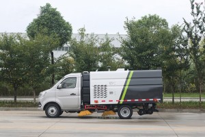 长安扫路车
