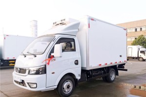 (国六)东风途逸柴油(3.2米)冷藏车
